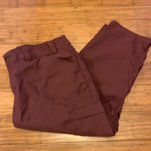 Duluth Trading comfortable capri pants